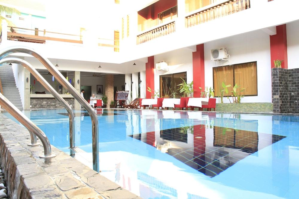 Mekong Angkor Palace Inn Сиемрип Экстерьер фото
