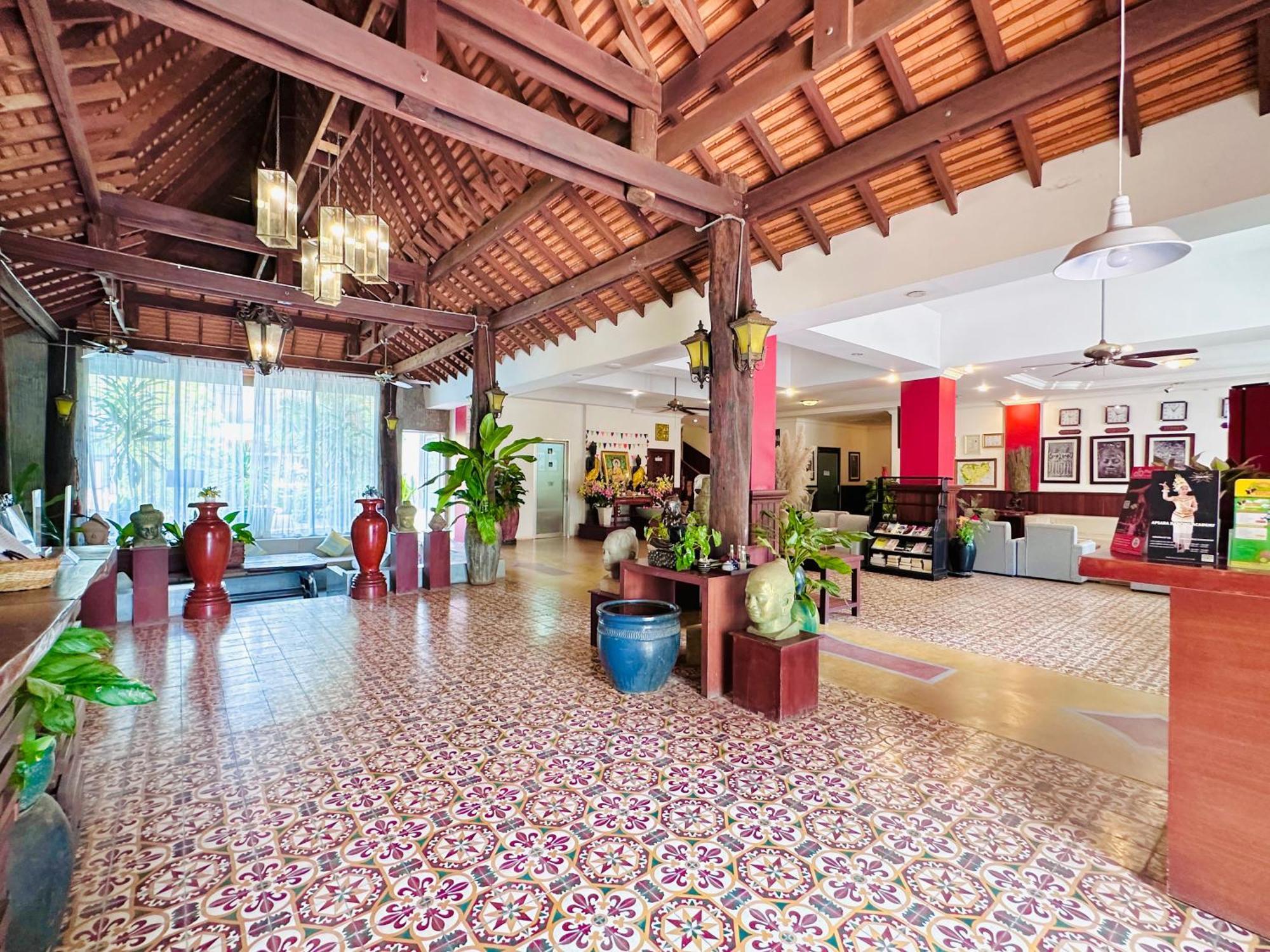 Mekong Angkor Palace Inn Сиемрип Экстерьер фото