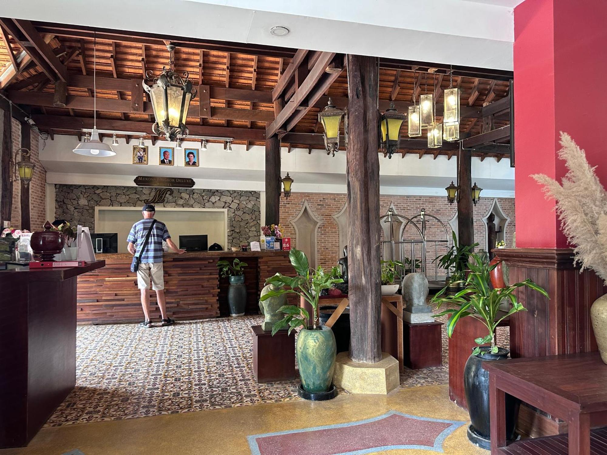 Mekong Angkor Palace Inn Сиемрип Экстерьер фото