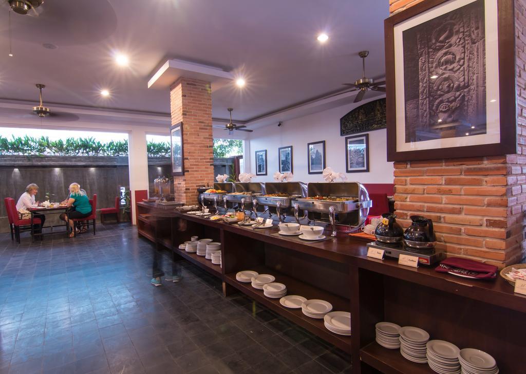 Mekong Angkor Palace Inn Сиемрип Экстерьер фото