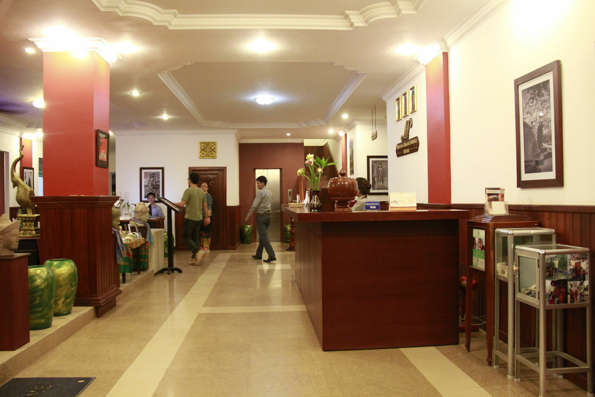 Mekong Angkor Palace Inn Сиемрип Экстерьер фото